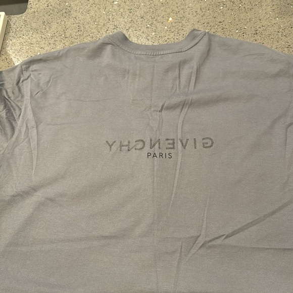 Givenchy Paris Gray T- Shirt - Picture 4 of 4